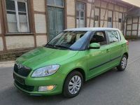Gebraucht Skoda Fabia 60 PS (44 kW) 2012 Grün Kleinwagen