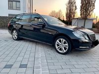 Gebraucht Mercedes E220 170 PS (125 kW) 2010 Schwarz Kombi