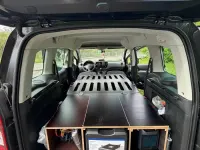 Gebraucht Peugeot Partner Tepee 119 PS (87 kW) 2016 Schwarz Van / Kleinbus