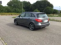 Gebraucht Mercedes B250 211 PS (155 kW) 2014 Grau Kleinwagen