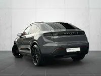 Używany Porsche Macan 300 kW (408 KM) 2025 Szary SUV