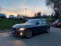 Gebraucht BMW 320 184 PS (135 kW) 2014 Grau Limousine