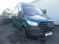 Gebraucht Mercedes Sprinter 190 PS (139 kW) 2026 Grün Van
