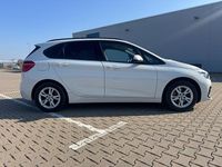 Gebraucht BMW 216 Active Tourer Advantage 116 PS (85 kW) 2018 Weiß Van / Kleinbus