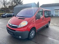 Second-hand Opel Vivaro 114 CP (83 kW) 2014 Roșu Monovolum
