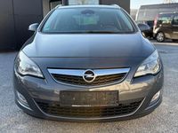 Gebraucht Opel Astra Innovation 140 PS (102 kW) 2011 Grau Kombi