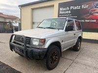 Gebraucht Mitsubishi Pajero 99 PS (72 kW) 1998 Silber SUV
