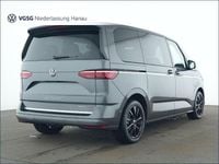 Gebraucht VW Multivan Style 177 PS (130 kW) 2025 Grau Van