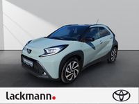 Gebraucht Toyota Aygo Pulse 72 PS (52 kW) 2024 6x3)/ black mica (209) (gruen Kleinwagen