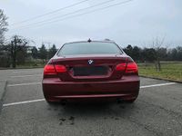 Gebraucht BMW 335 Basis 306 PS (225 kW) 2010 Rot Coupé