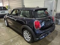 Gebraucht Mini Cooper S Classic 178 PS (130 kW) 2024 Enigmatic black Kleinwagen