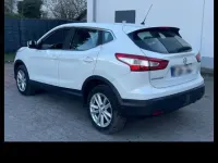 Gebraucht Nissan Qashqai Acenta 116 PS (85 kW) 2017 Weiß SUV