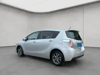 Gebraucht Toyota Verso Life 147 PS (108 kW) 2014 Silber Van / Kleinbus
