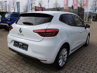 Gebraucht Renault Clio V 91 PS (66 kW) 2021 Weiß Limousine