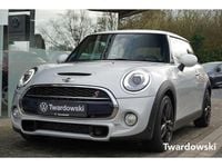 Gebraucht Mini Cooper S Chili 192 PS (141 kW) 2017 White silver metallic Kleinwagen