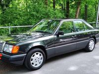 Gebraucht Mercedes E200 118 PS (86 kW) 1992 Limousine