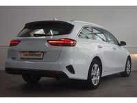 Gebraucht Kia Ceed Vision 160 PS (117 kW) 2022 Cararraweiss Kleinwagen