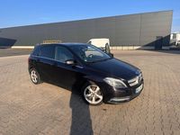 Gebraucht Mercedes B180 109 PS (80 kW) 2013 Van / Kleinbus