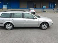 Gebraucht Ford Mondeo 130 PS (95 kW) 2005 Silber Kombi