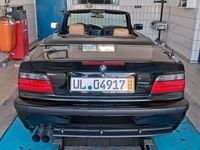 Gebraucht BMW 320 Cabriolet Performance 150 PS (110 kW) 1995 Schwarz Cabrio