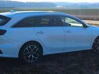 Gebraucht Kia Ceed 160 PS (117 kW) 2021 Weiß Kleinwagen