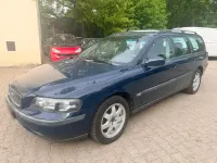 Gebraucht Volvo V70 140 PS (102 kW) 2003 Blau Kombi