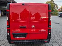 Gebraucht Opel Vivaro 125 PS (91 kW) 2018 Rot Van / Kleinbus