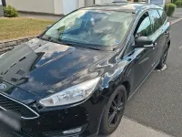 Gebraucht Ford Focus Cool & Connect 120 PS (88 kW) 2018 Schwarz Kombi