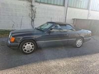 Gebraucht Mercedes E300 220 PS (161 kW) 1993 Schwarz Cabrio