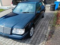 Brugt Mercedes E220 150 HK (110 kW) 1994 Blå Stationcar