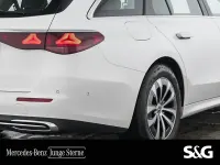 Gebraucht Mercedes E220 Avantgarde 197 PS (144 kW) 2025 Unilack polarweiß Kombi