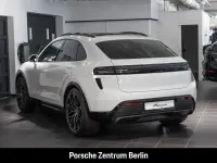 Neu Porsche Macan Turbo 469 kW (639 PS) 2026 Weiss SUV