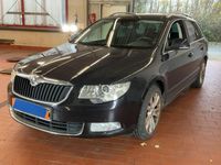 Gebraucht Skoda Superb Ambition 140 PS (102 kW) 2012 Schwarzmagic perleffekt (metallic) Kombi
