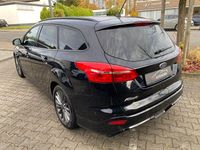 Gebraucht Ford Focus ST-Line 125 PS (91 kW) 2018 Schwarz Kombi