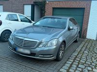 Gebraucht Mercedes E220 170 PS (125 kW) 2013 Silber Limousine
