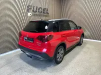 Gebraucht Suzuki Vitara Comfort 129 PS (94 kW) 2023 Rotdarkschwarz SUV