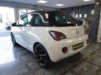 Gebraucht Opel Adam Jam 69 PS (50 kW) 2014 Weiß Kleinwagen