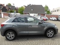 gebraucht VW T-Roc 1.5TSi DSG R-Line R-Kamera Standheiz. NaviMedia...