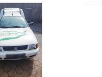 Second-hand VW Caddy 64 CP (47 kW) 2002 Alb Monovolum