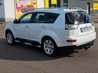Gebraucht Mitsubishi Outlander 156 PS (114 kW) 2008 Weiß SUV