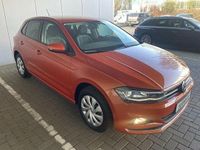Gebraucht VW Polo Highline 116 PS (85 kW) 2020 Energetic orange Limousine