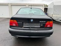 gebraucht BMW 528 i Automatik