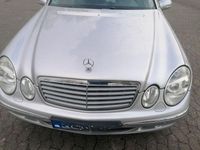 Gebraucht Mercedes E320 Elegance 224 PS (164 kW) 2002 Silber Limousine
