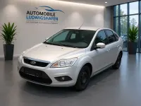 Gebraucht Ford Focus Style 101 PS (74 kW) 2009 Silber Kleinwagen