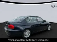 Gebraucht BMW 318 Comfort Edition 143 PS (105 kW) 2009 Blau Limousine