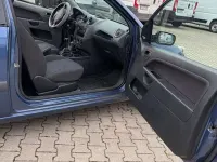 Gebraucht Ford Fiesta Ambiente 60 PS (44 kW) 2005 Blau Kleinwagen