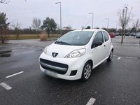 Gebraucht Peugeot 107 68 PS (50 kW) 2010 Weiß Kleinwagen