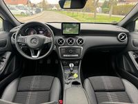 Gebraucht Mercedes A180 122 PS (89 kW) 2017 Weiß Kleinwagen