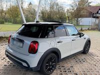 Gebraucht Mini Cooper 136 PS (100 kW) 2023 Beige Kleinwagen