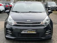 Gebraucht Kia Rio Spirit 86 PS (63 kW) 2016 Schwarz Kleinwagen